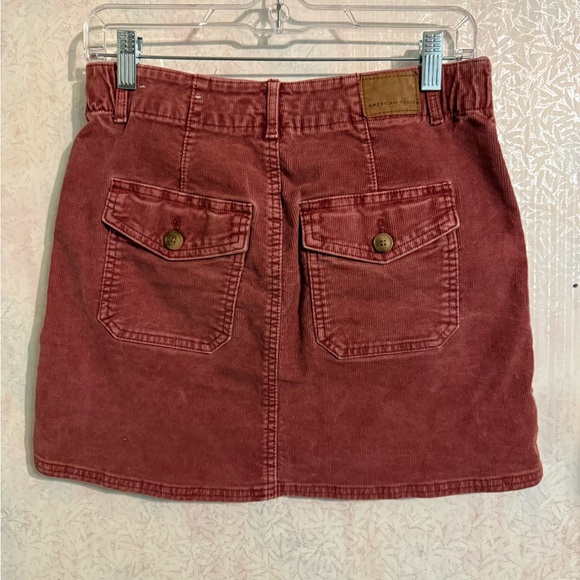 American Eagle Skirt Size 4 Hi-Rise A-Line Super Stretch Burgundy Corduroy - Picture 2 of 8